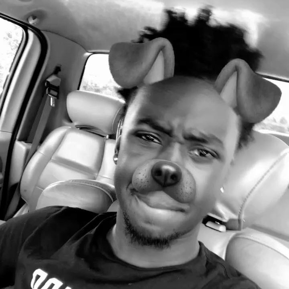 Meet your Posher, Amaud - Picture 1 of 1